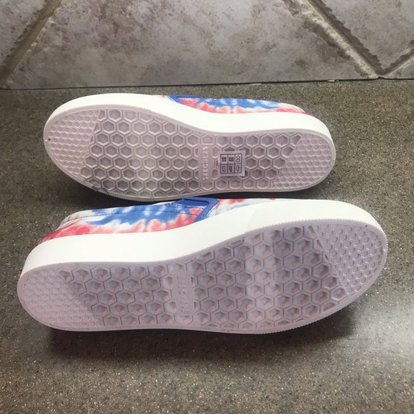 🆕 Skechers Poppy “Hippy Hype” Slip On Sneakers - Picture 8 of 8